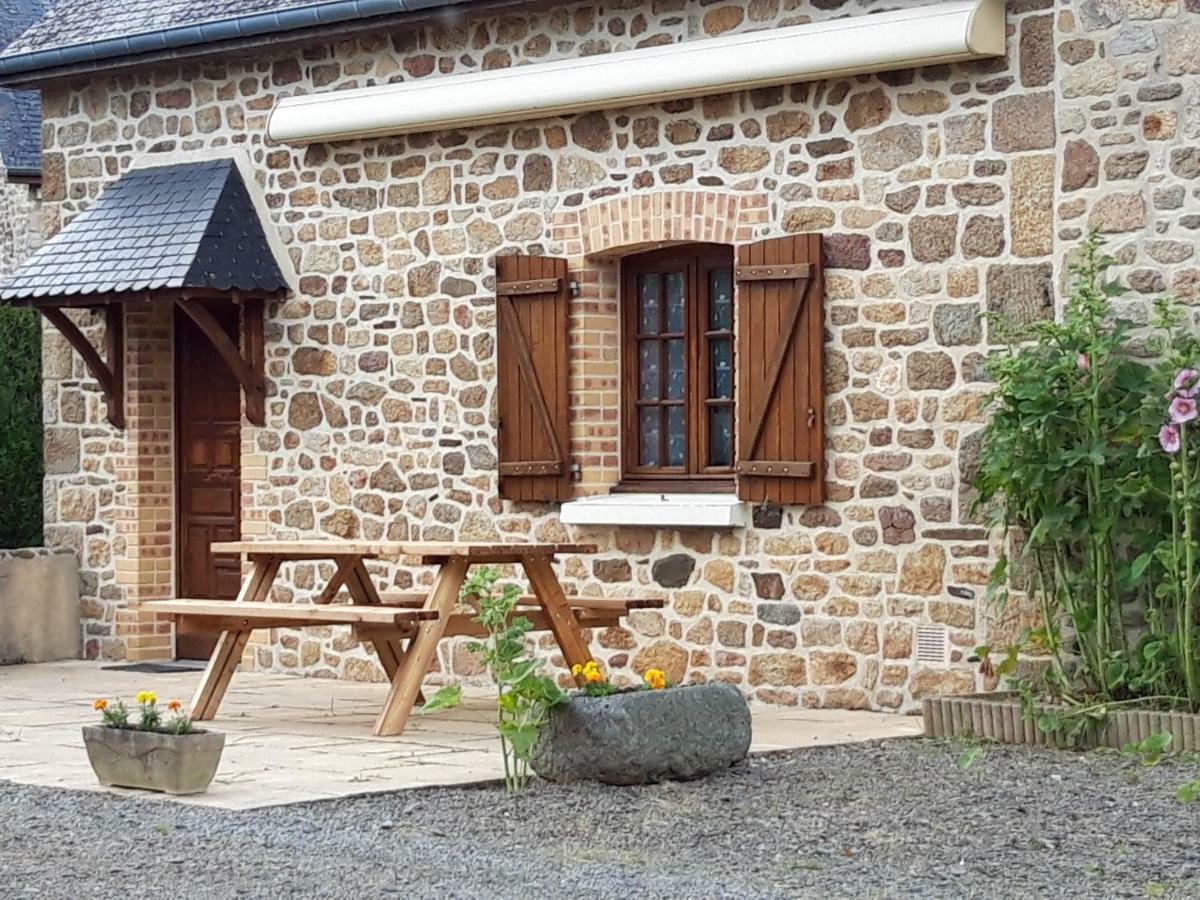 Les Roses Tremieres Villa Trans-la-Foret Luaran gambar